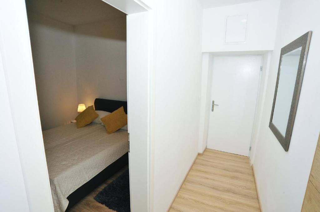 Rooms Patricija 2 Zara Esterno foto